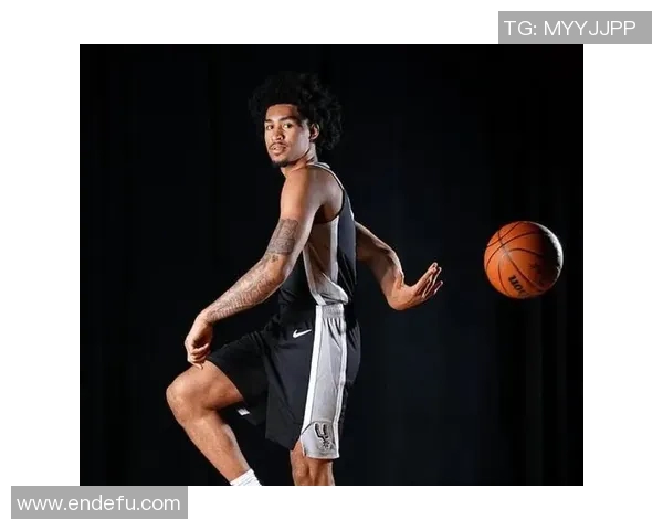 老哈珀:小哈珀在马刺有机会学到很多 他们有机会取得成功