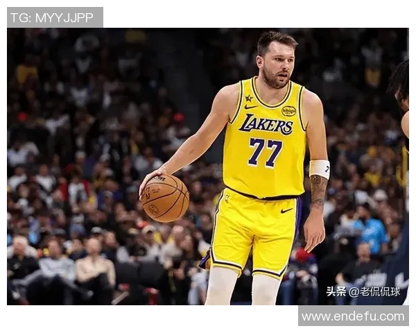 湖人113-120掘金2喜2忧！海斯+八村垒太好用，东契奇末节再现弊端